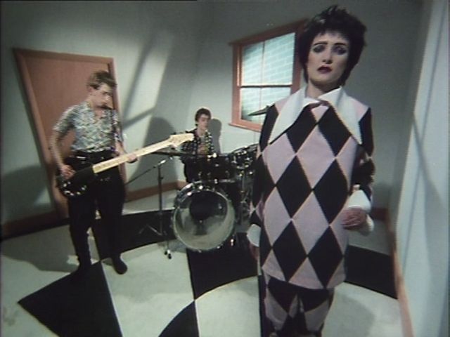Siouxsie & The Banshees - Happy House